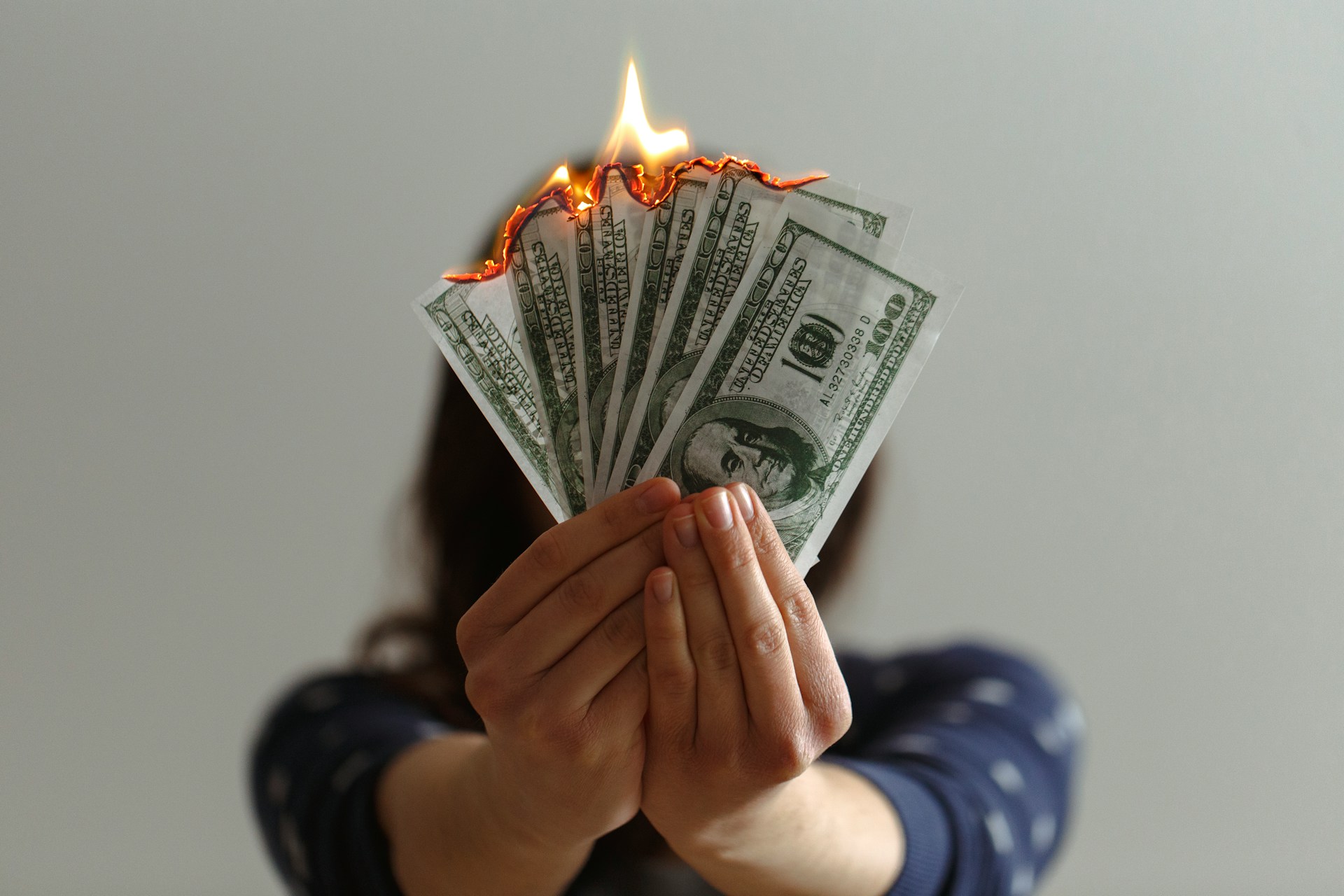 Geld verbrennen